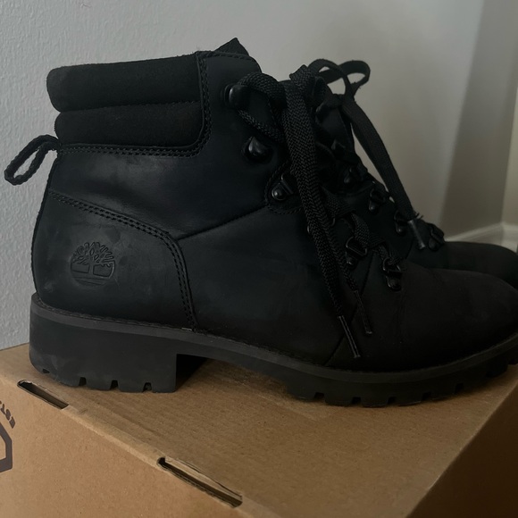 All black Timberlands with slight creasing as shown in images - Picture 3 of 4